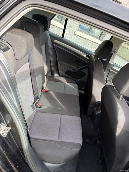 Volkswagen Golf 2016 384947945