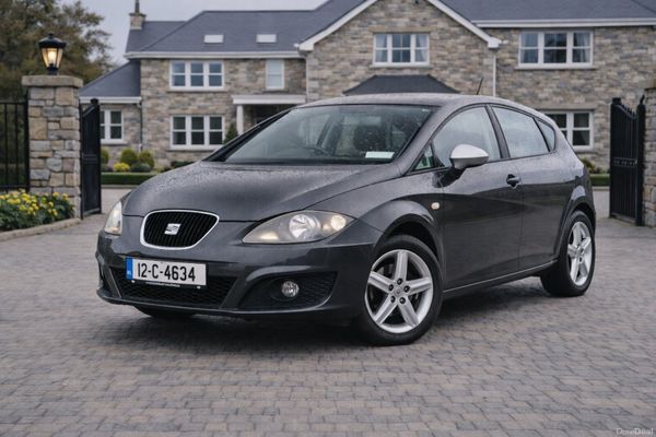 Stunning SEAT LEON 1.6 TDi Sport 384952737