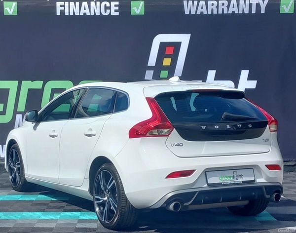 2016 Volvo V40 R Design Automatic Pan Roof 384965363