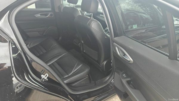 Alfa Romeo Giulia 2.2l JTD 160hp Speciale Auto 384966617