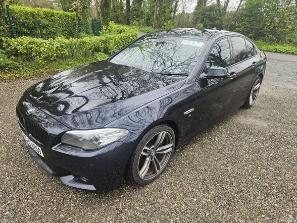 BMW 5-Series 2015 384989041