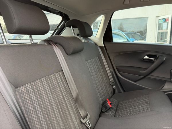 Volkswagen Polo TRENDLINE 1.0 60HP MANUAL 5SPEED 5 384900391