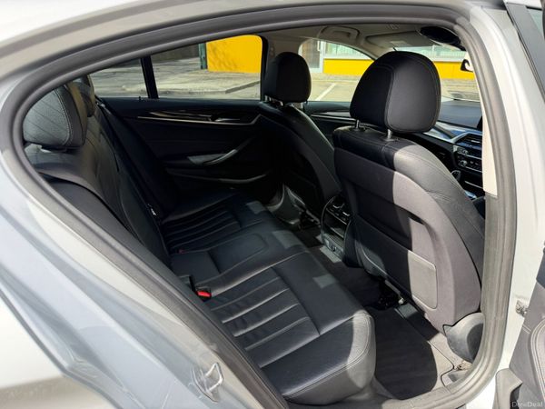 BMW 520D SE Business Edition Automatic 384902771