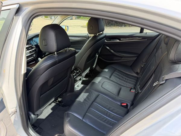 BMW 520D SE Business Edition Automatic 384902775