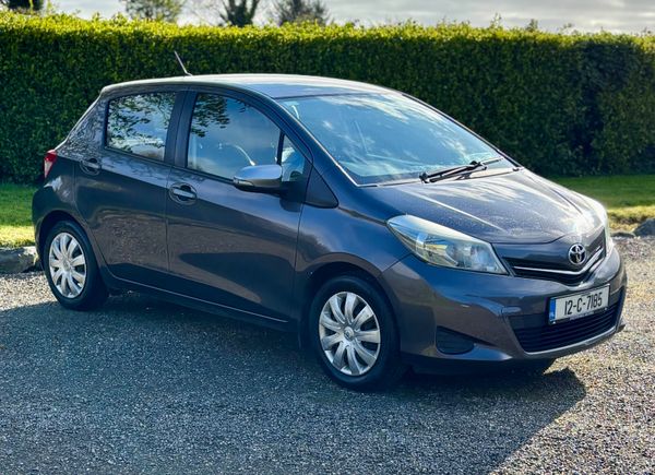 Toyota Yaris 1.0 Petrol Clean Car 384908701