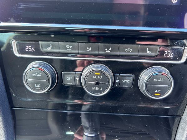 2018 VW GOLF 1.6TDI HL MK7.5 DIGITAL DISPLAY 384909687