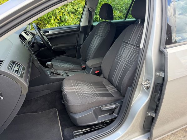 Volkswagen Golf 1.2 Auto Lounge 384913077