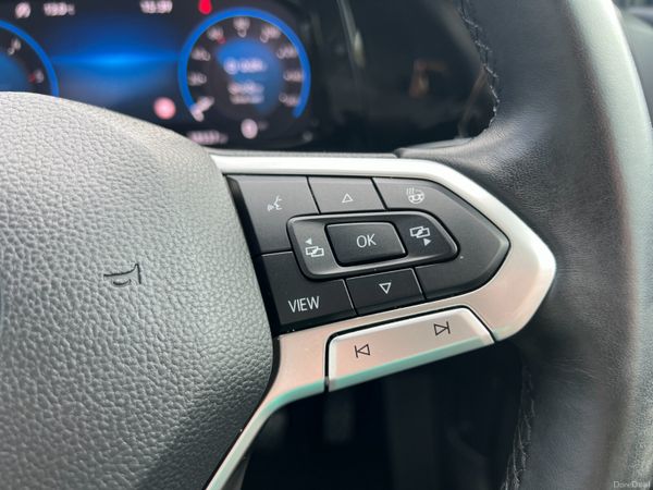 2021 (212) Volkswagen Golf Style 2.0 TDI 384934049