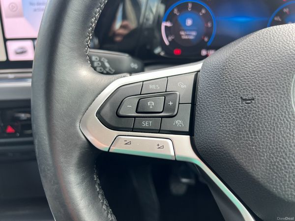 2021 (212) Volkswagen Golf Style 2.0 TDI 384934039