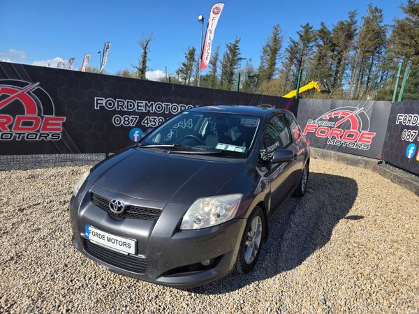 Toyota Auris 2009 384939957
