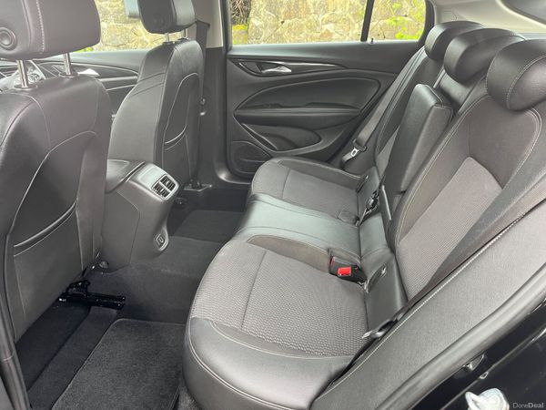 Opel Insignia 1.6 (136PS) Turbo D ecoTEC SRi 385041267