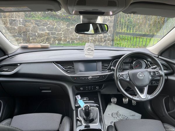 Opel Insignia 1.6 (136PS) Turbo D ecoTEC SRi 385041277