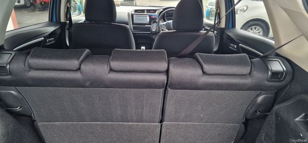 Honda Fit Hybrid 385044053