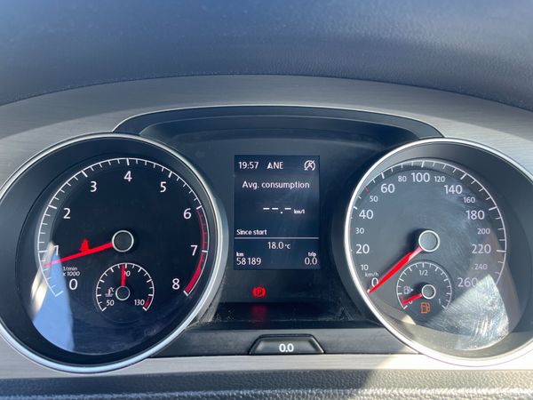 Volkswagen Golf 2015, 1.2 5DR AUTO LOW KM 385049063