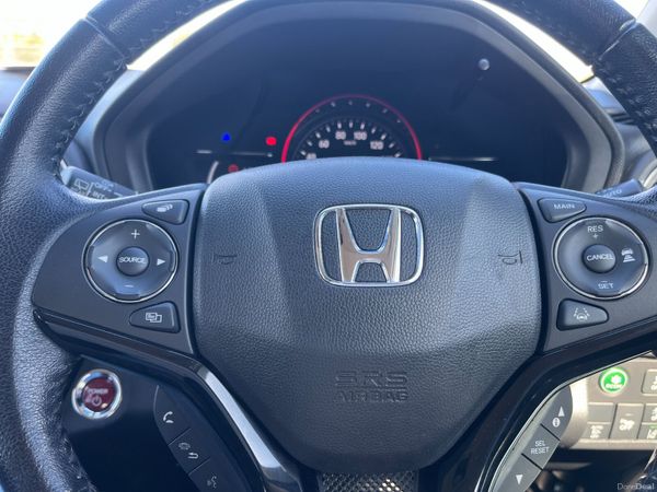 HONDA VEZEL 2016, 1.5 HYBRID AUTO LOW KMS 385052605