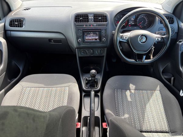 2016 Volkswagen Polo 1.0 Manual 385053155