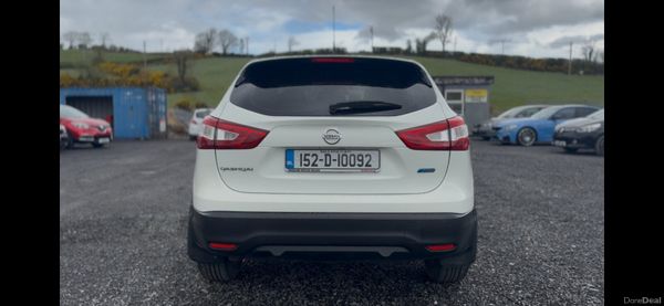 Nissan Qashqai 2015 1.5 diesel tax & tested 385060913