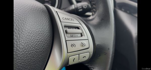 Nissan Qashqai 2015 1.5 diesel tax & tested 385060925