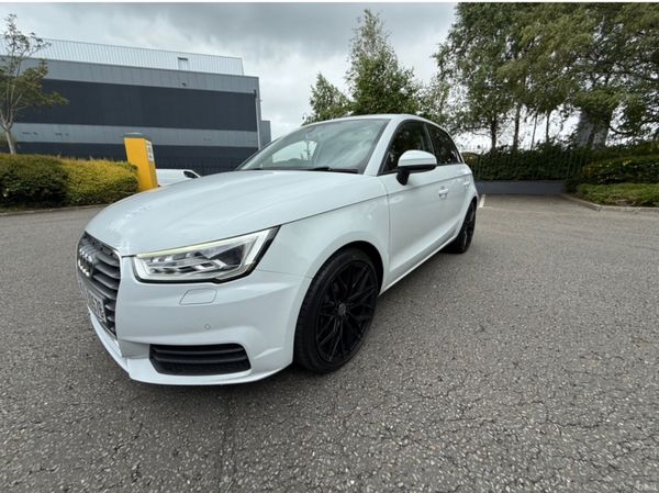 Audi A1 1.0 TFSI DSG Auto 385006239