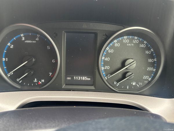 2017 Toyota RAV4 2.0L Diesel LOW KMS 385011931