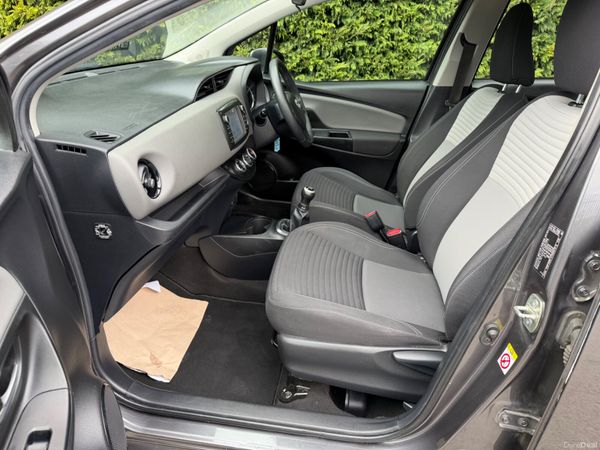 Toyota Yaris 2019 LUNA 1.0 VVTi IRISH CAR 385012325