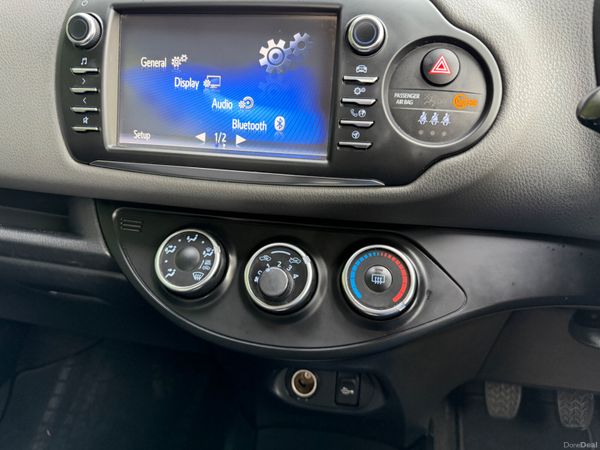 Toyota Yaris 2019 LUNA 1.0 VVTi IRISH CAR 385012339