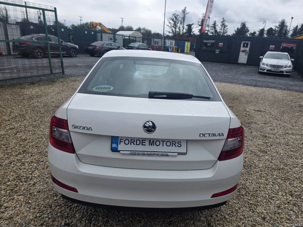 Skoda Octavia 2016 385027587