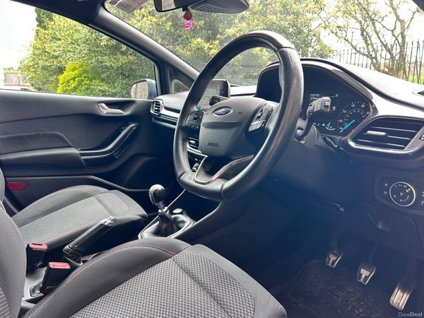 Ford Fiesta 2018 385140745