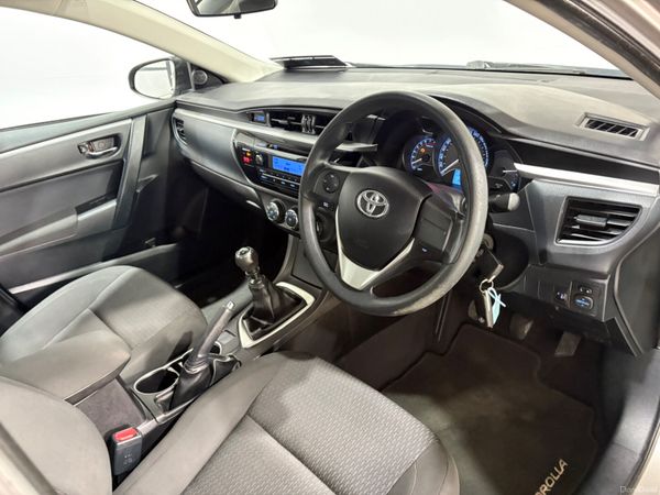 2014 Toyota Corolla Terra 1.3 VVTi Petrol Manual 385144027