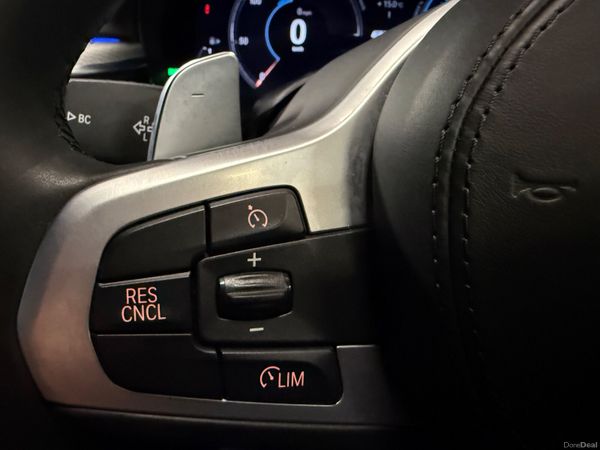 182 BMW 530E M-Sport 385151021