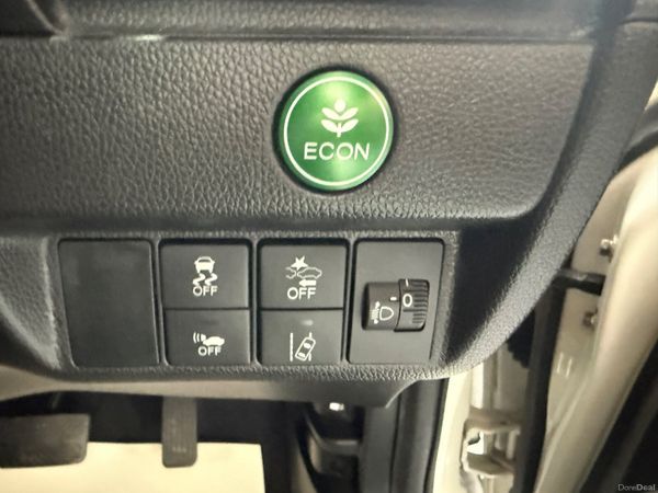 2018!Honda JAZZ/Fit 1.5 Hybrid Automatic 385151461