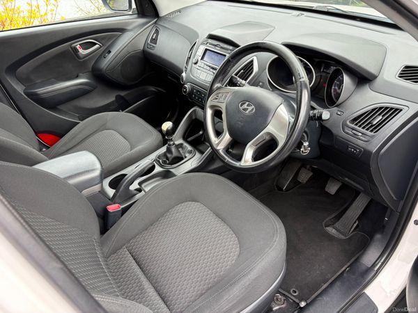 2012 Hyundai ix35 1.7 Diesel Executive 385184249