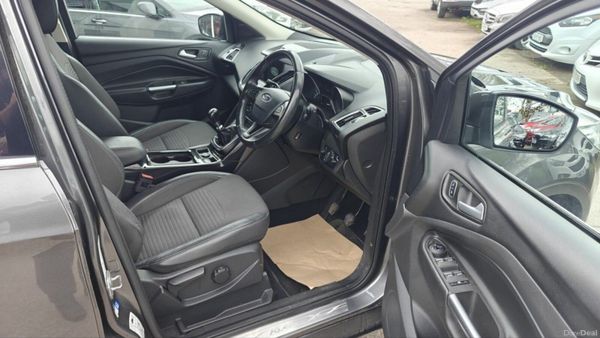 Ford Kuga 1.5TDCi 120PS FWD Titanium 385189125