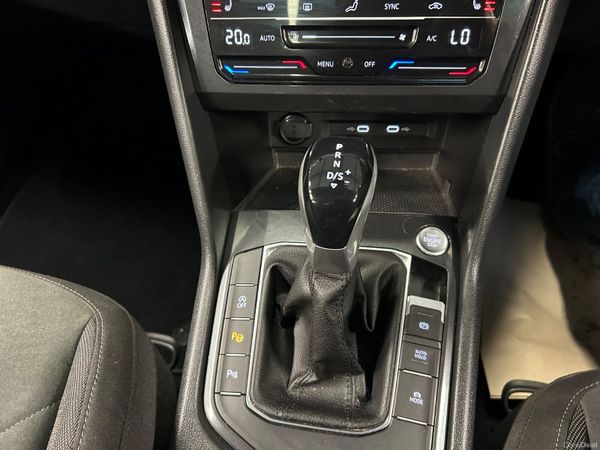 VOLKSWAGEN TIGUAN 2.0TDI ELEGANCE AUTO (VRT INC) 385190915