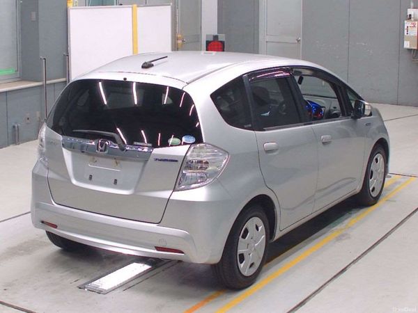 2013 Honda Fit 1.3 Hybrid LOW KMS 385100165