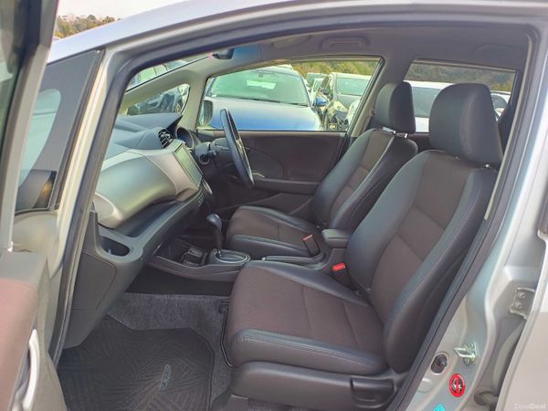 2013 Honda Fit 1.3 Hybrid LOW KMS 385100173