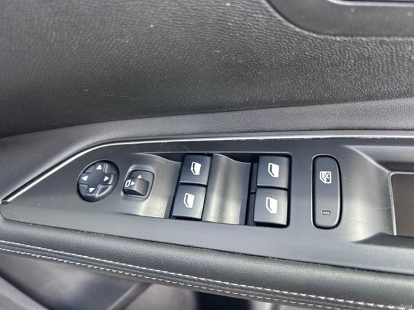 2019 PEUGEOT 5008 7 SEATER 1.2 PETROL ALLURE LOW K 385102409