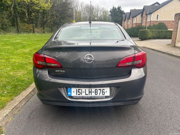 Opel Astra 2015 (NCT 05/27 TAX 08/26) 385102795