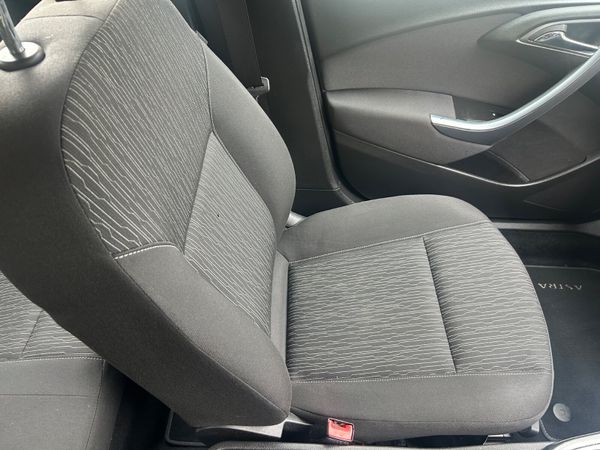 Opel Astra 2015 (NCT 05/27 TAX 08/26) 385102815