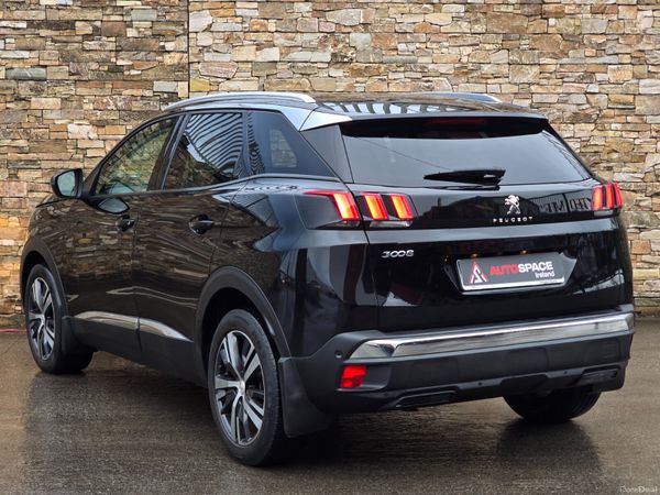 182 Peugeot 3008 BLUE ALLURE 130BHP 385104193