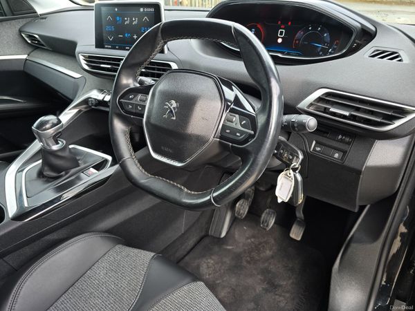 182 Peugeot 3008 BLUE ALLURE 130BHP 385104217