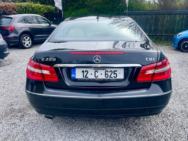12 Mercedes-Benz E220 CDI Coupe Auto 385105841
