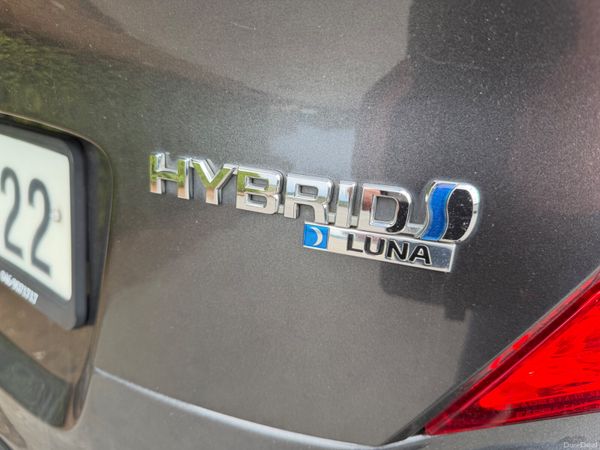 Toyota C-HR 2017 LUNA HYBRID 1.8 AUTO 385107895