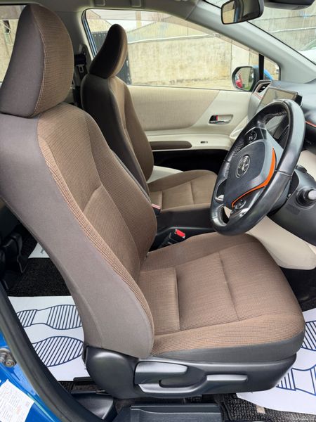 Toyota Sienta 2017 Automatic Hybrid 385107953