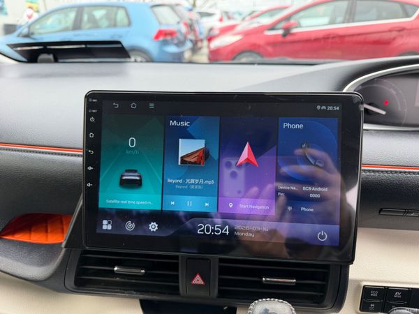 Toyota Sienta 2017 Automatic Hybrid 385107957