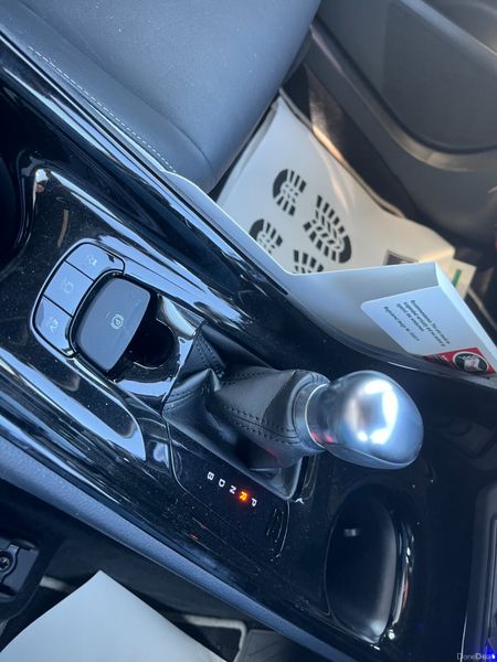 TOYOTA C-HR 2019, 1.8 HYBRID AUTO LOW KM HIGH SPEC 385249101