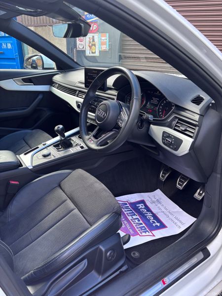 Audi A4  s line 385250297