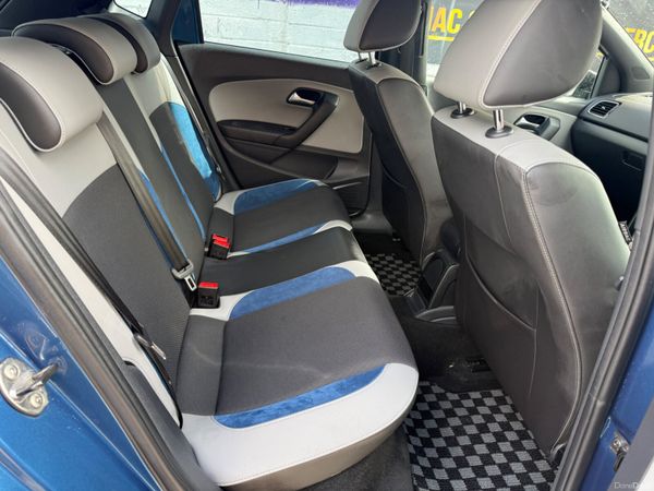 Volkswagen polo gt 385278011