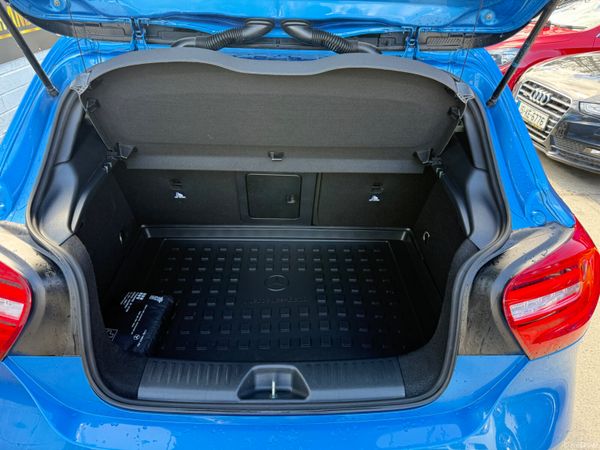 Mercedes A180 385283095