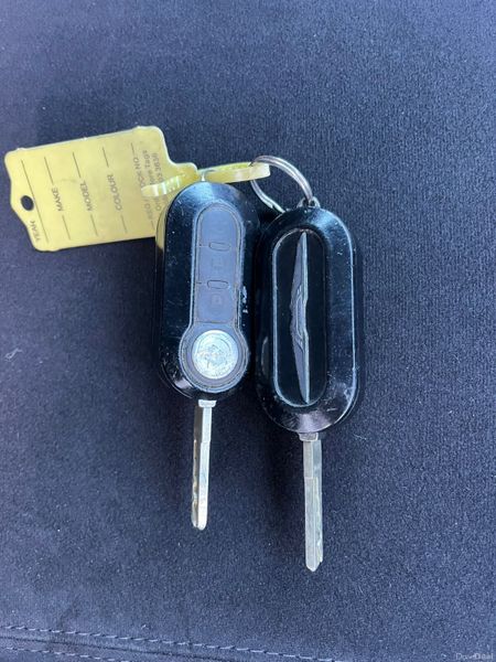 Chrysler Ypsilon 2012 385286353